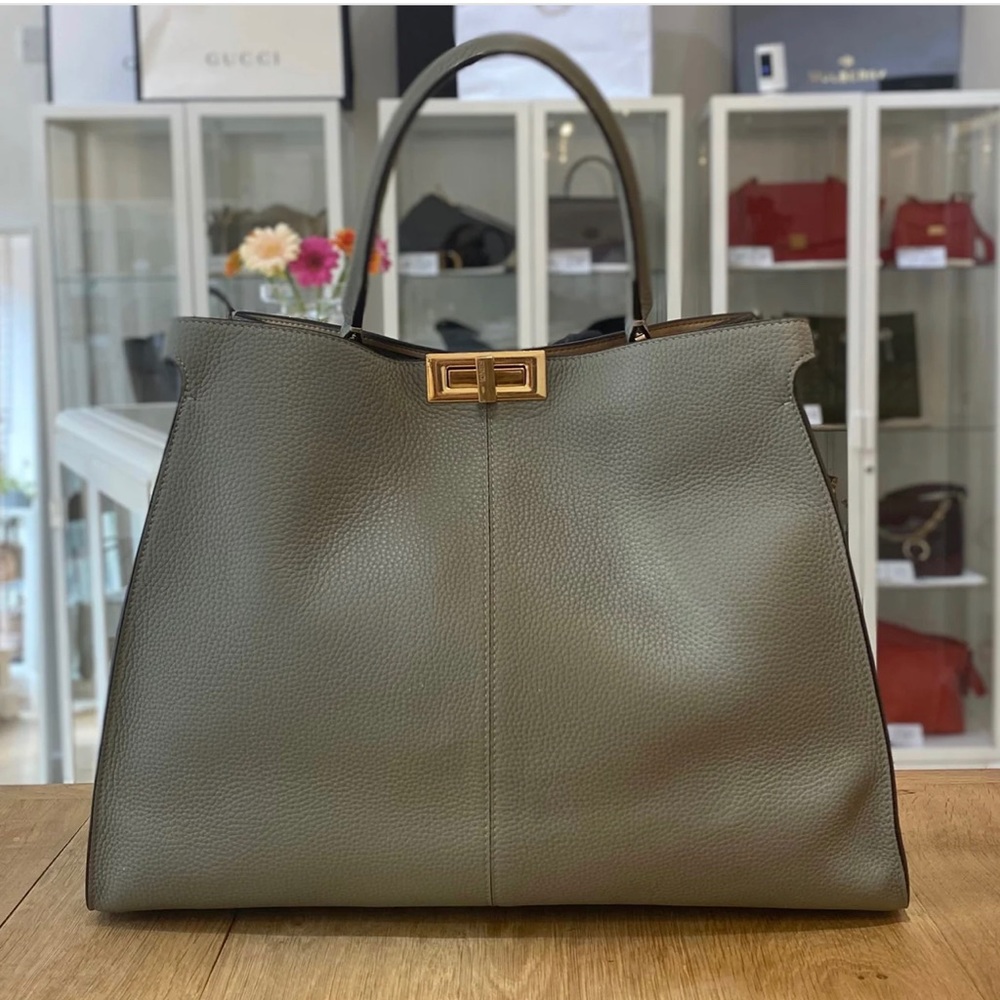 Fendi Peekaboo Large
